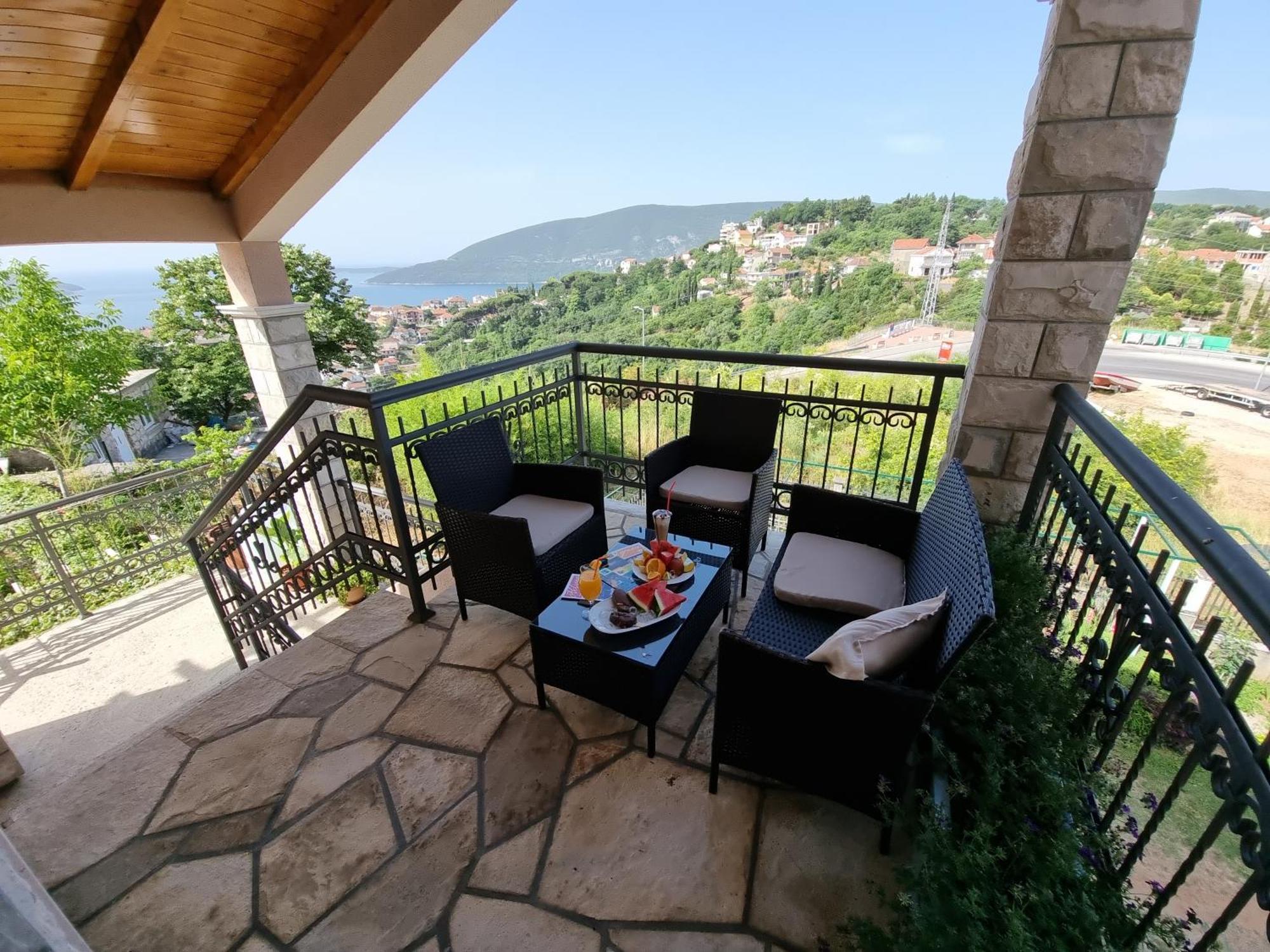 Apartments Popadic With Parking Herceg Novi Quarto foto